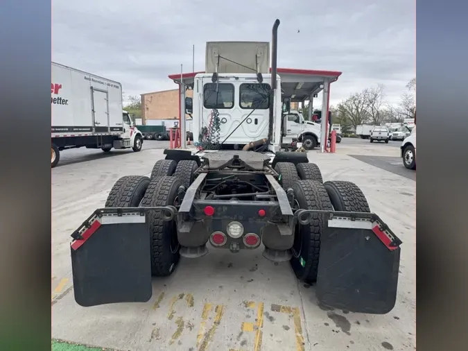 2018 FREIGHTLINER/MERCEDES CASCADIA 125