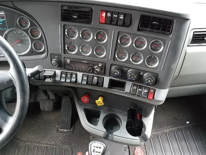 2021 KENWORTH T680