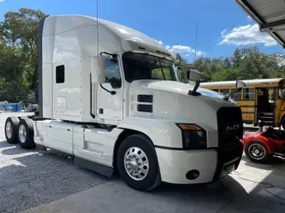 2023 Mack ANTHEM 64T