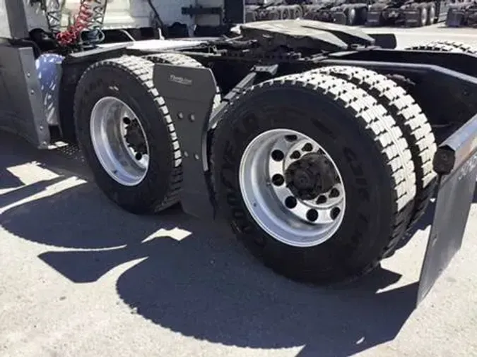 2020 Freightliner Cascadia