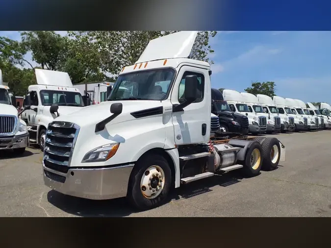 2020 FREIGHTLINER/MERCEDES NEW CASCADIA PX12664c90624444c79abd5ab83aa86645e5611