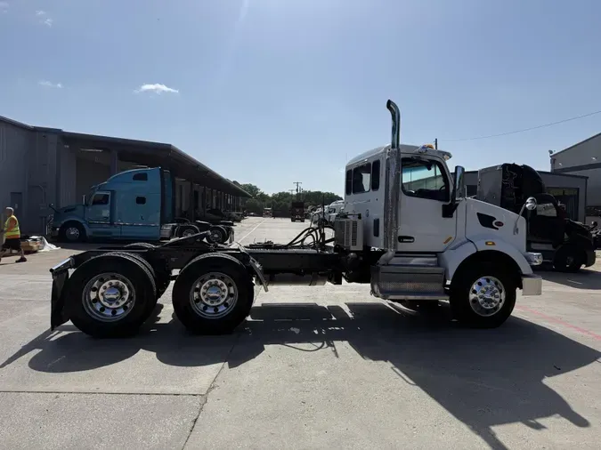 2020 Peterbilt 567