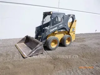 2017 John Deere 318G