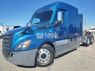 2021 FREIGHTLINER Cascadia 126