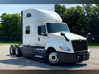 2021 INT LT625 6x4