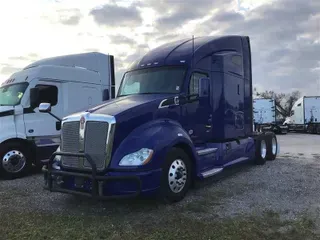 2021 KENWORTH T680