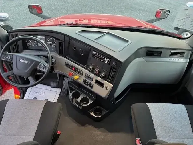 2021 Freightliner Cascadia