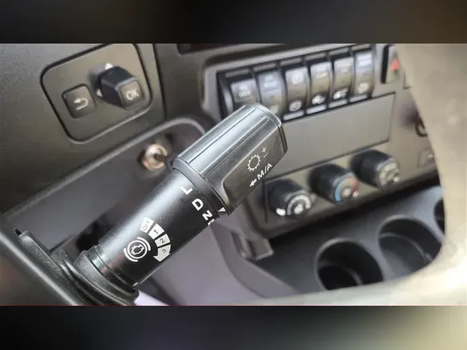 2020 INTERNATIONAL RH613