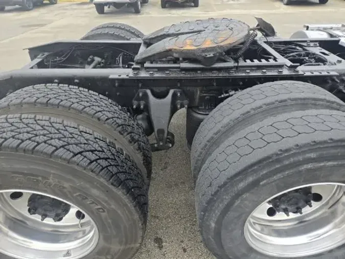 2020 International LT625