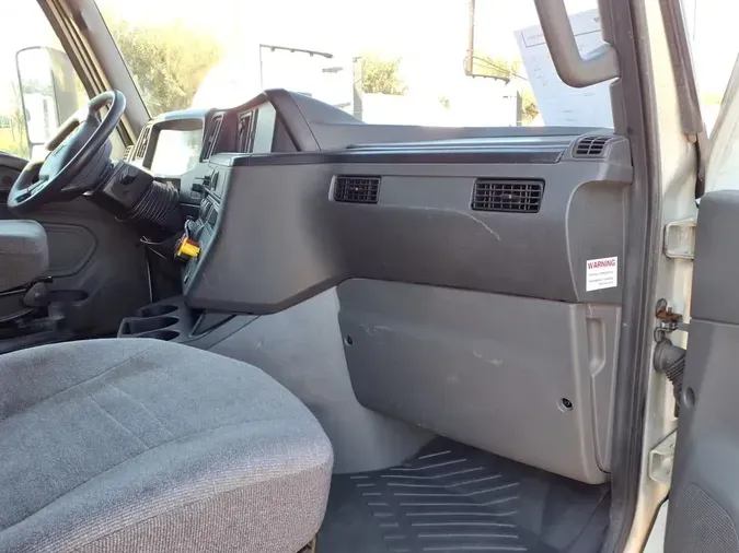 2020 NAVISTAR INTERNATIONAL LT625 SLPR CAB