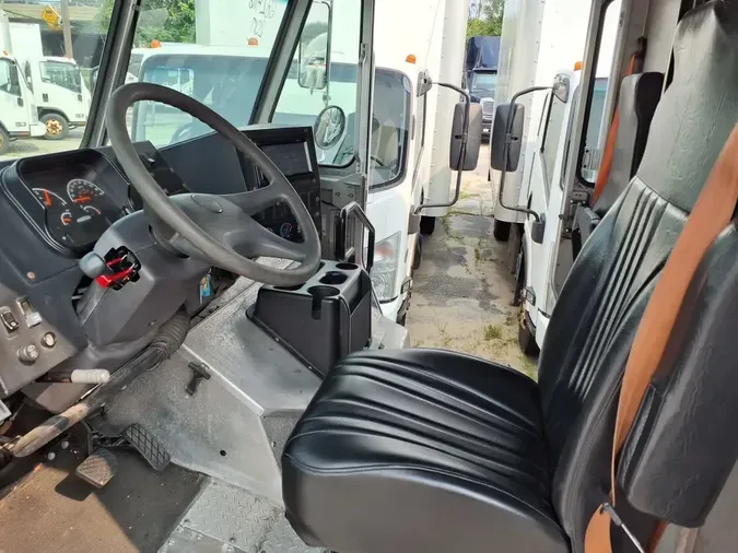 2017 FRTLR CUSTOM CHASSIS CORP MT55