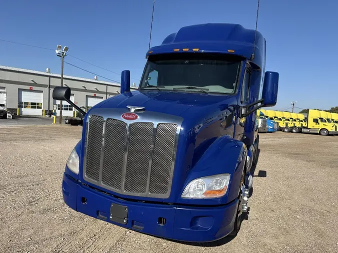 2022 Peterbilt 579