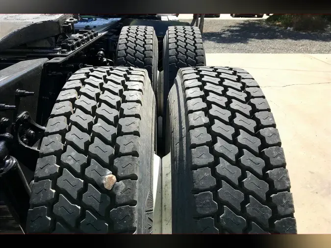 2019 INT LT625 6x4