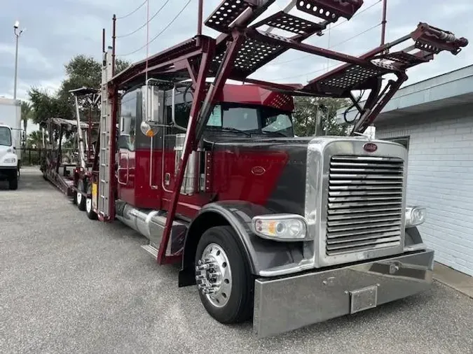 2021 Peterbilt 389