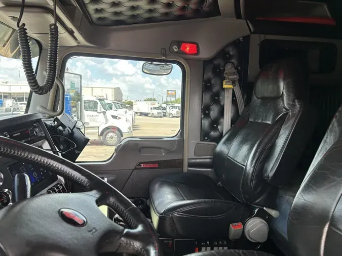 2016 Kenworth W900