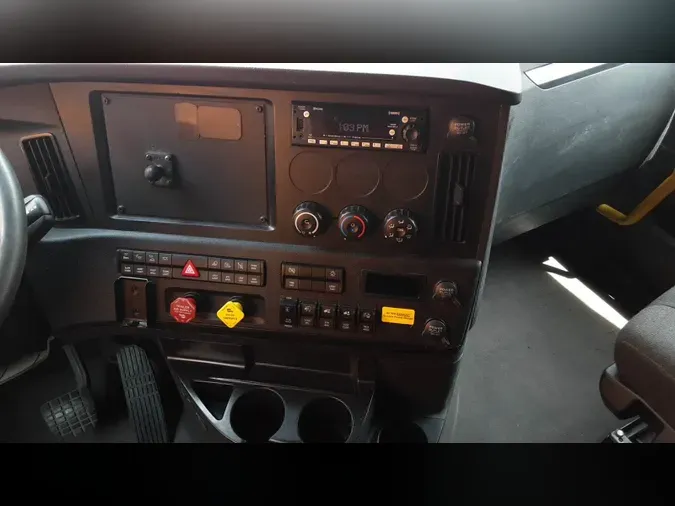 2023 Freightliner Cascadia 126