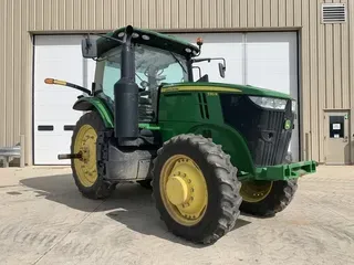 2018 John Deere 7210R