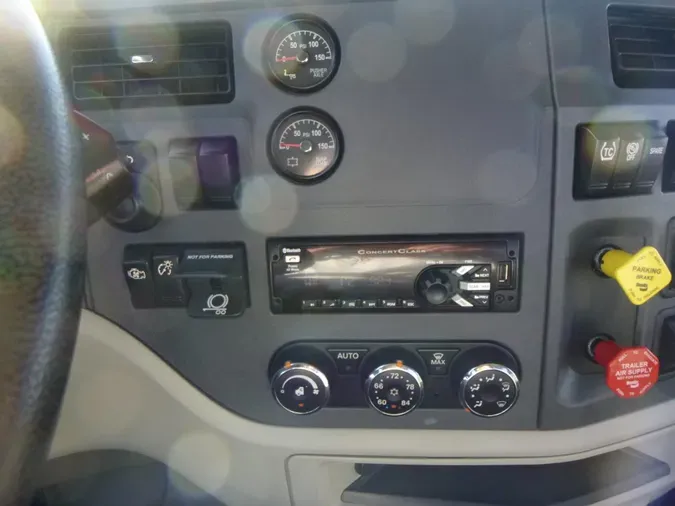 2021 Peterbilt 579