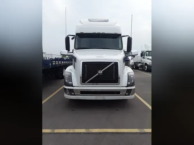 2019 VOLVO VNL64T 670