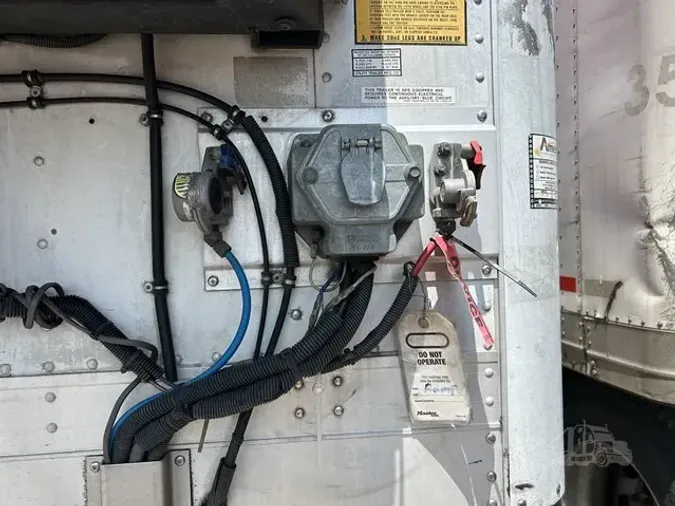 2013 UTILITY 48 FT REEFER