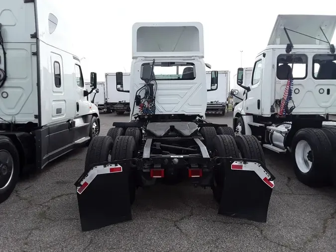2018 NAVISTAR INTERNATIONAL LT625 DAYCAB T/A