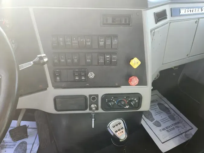 2016 WESTERN STAR 4800SB