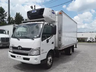 2019 HINO HINO 195