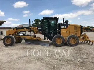 2014 Caterpillar 140M3