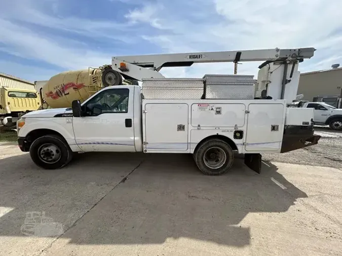2011 VERSALIFT TEL29NE
