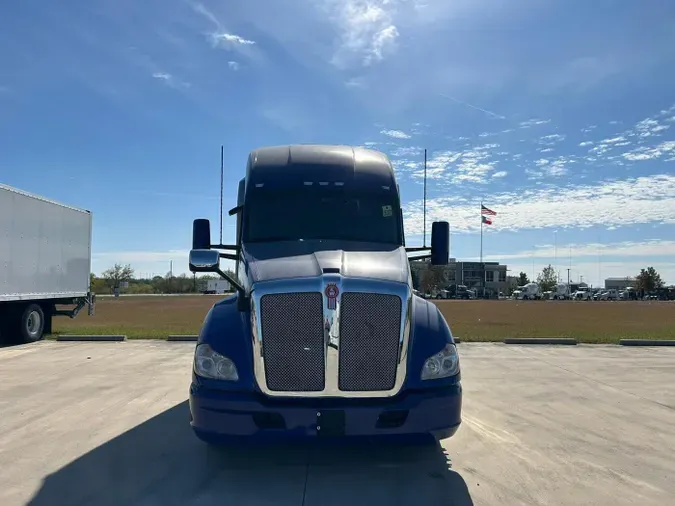 2021 Kenworth T680