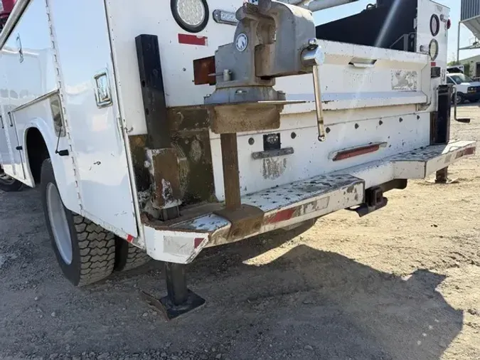 2011 FORD F450 XL