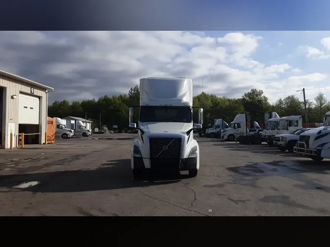 2019 Volvo VNL300