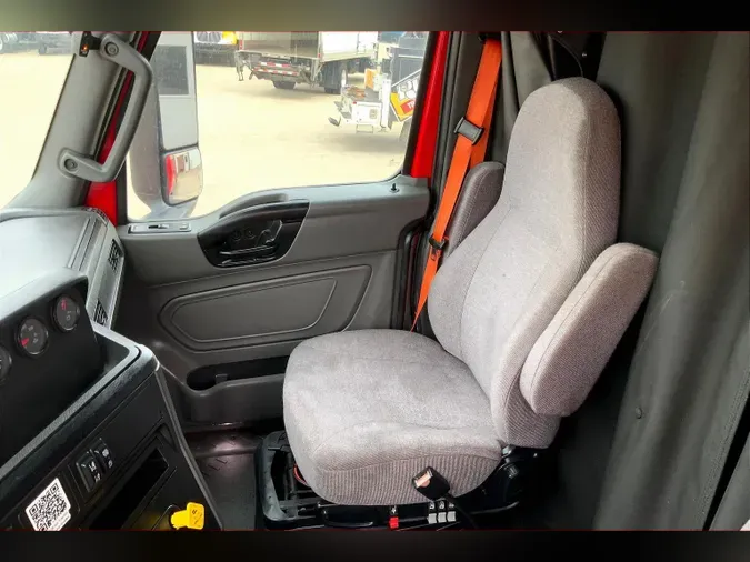 2021 INT LT625 6x4