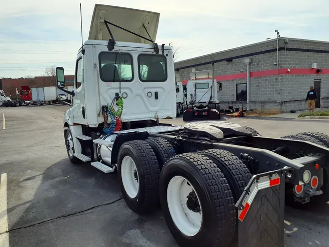 2019 FREIGHTLINER/MERCEDES NEW CASCADIA PX12664