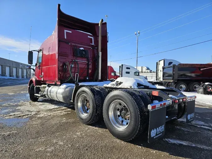 2020 VOLVO VNR64T640