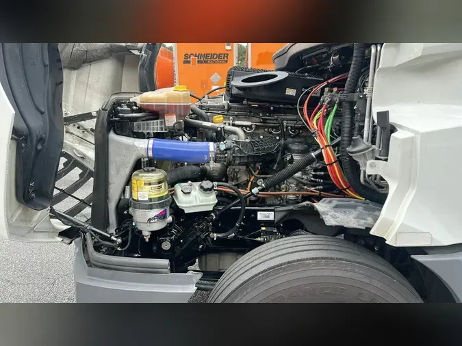 2022 Freightliner Cascadia