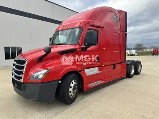 2022 FREIGHTLINER Cascadia 126