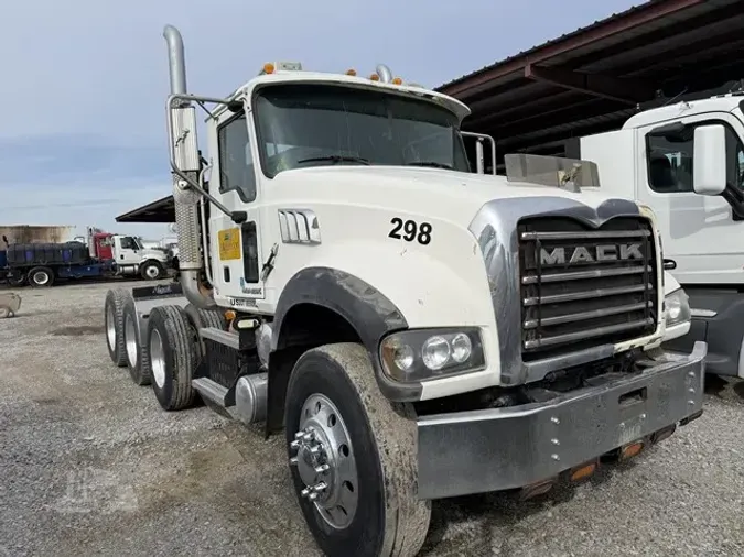 2009 MACK GRANITE GU713