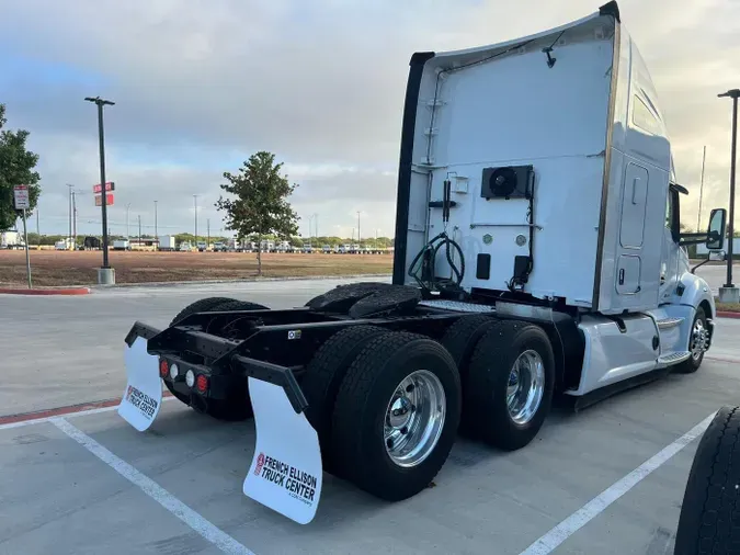 2022 Kenworth T680