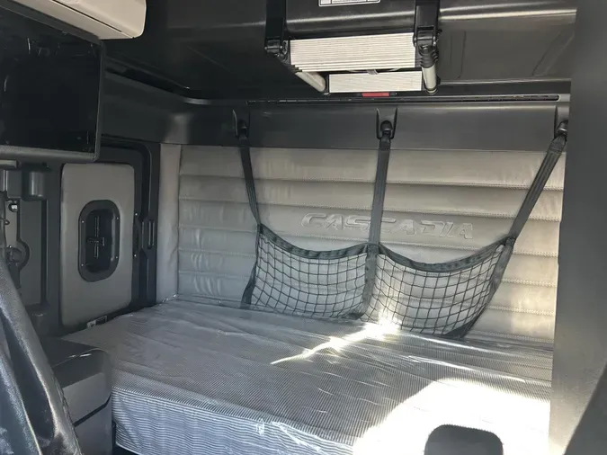 2021 Freightliner Cascadia