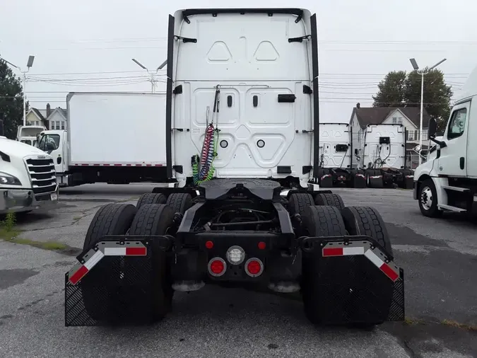 2019 FREIGHTLINER NEW CASCADIA PX12664