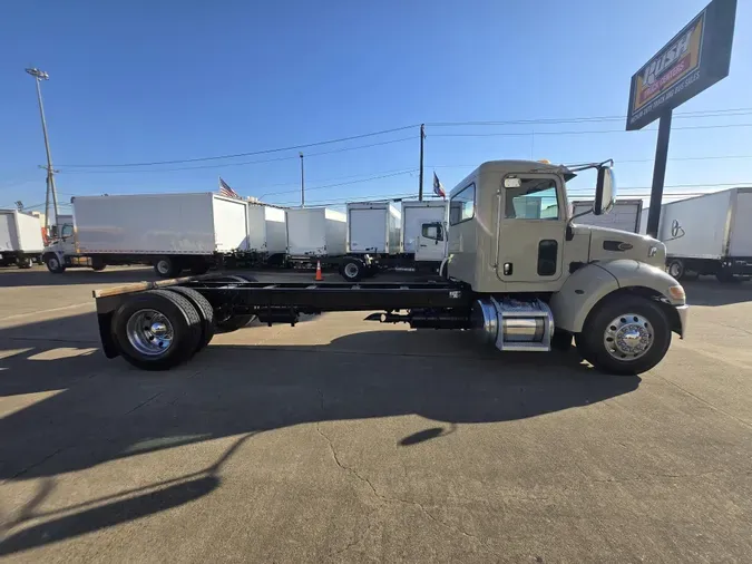 2018 Peterbilt 337