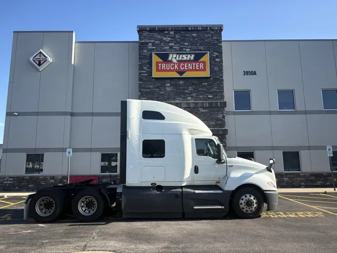 2022 International LT625