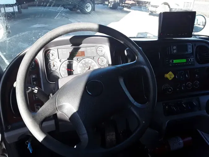 2020 FREIGHTLINER/MERCEDES M2 106