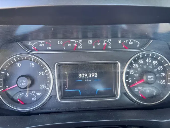 2023 International LT625c94f4834034ba499e8ed215bfded44b7