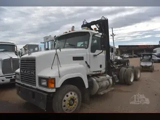 2006 MACK CHN613