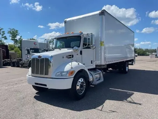 2020 Peterbilt 337