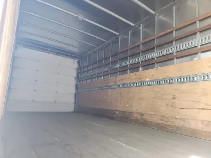 2018 FREIGHTLINER M2 106