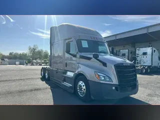 2025 Freightliner Cascadia 126