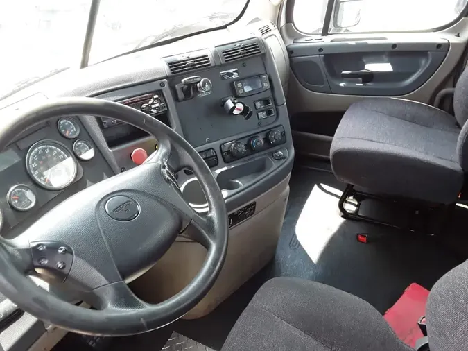 2018 FREIGHTLINER CASCADIA 125